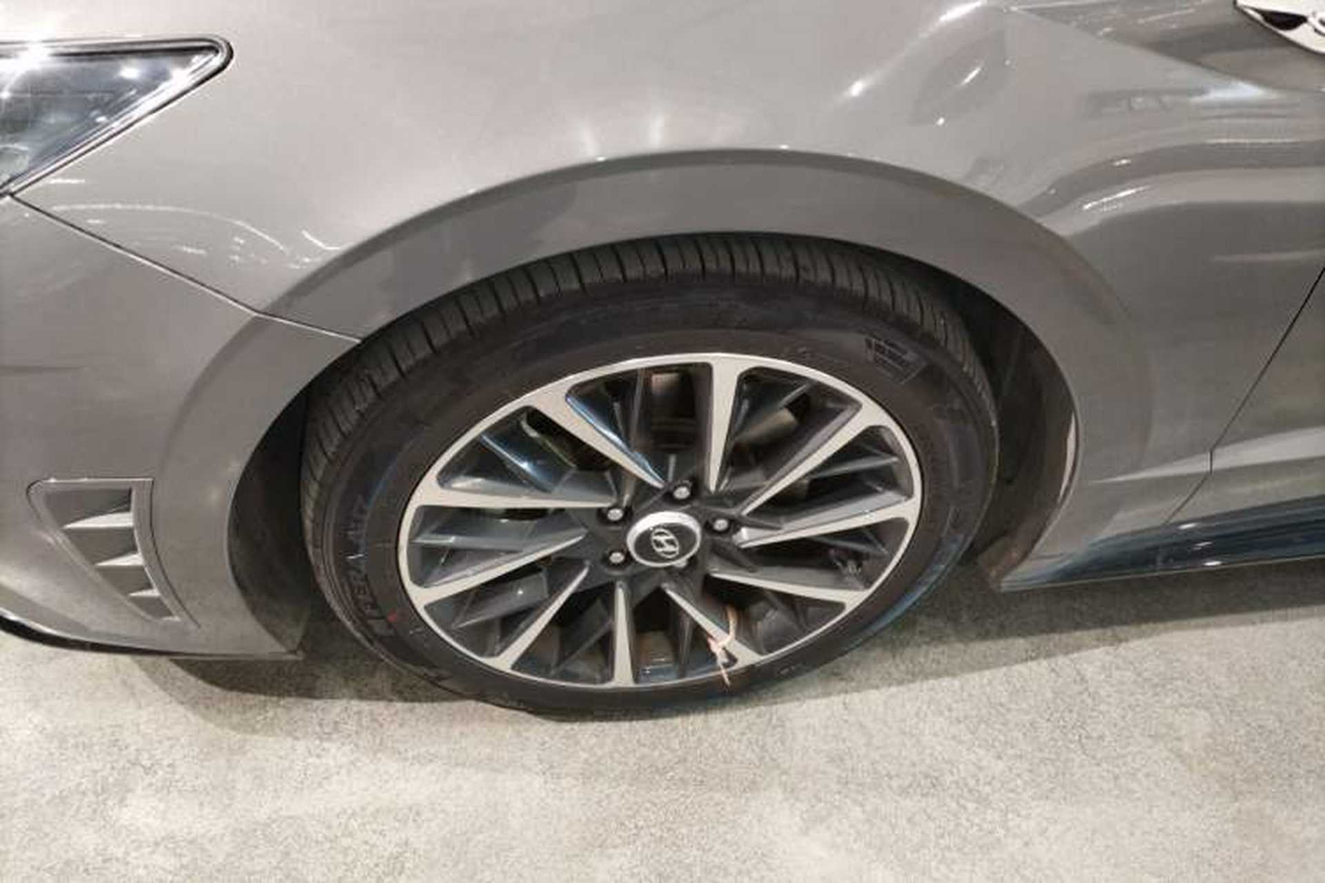 Used Hyundai Sonata 2020 Revised Version 380TGDi Automatic GS Smart Enjoyment Edition Left Front Wheel Hub