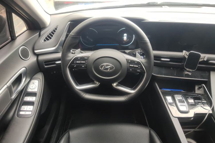 Used Hyundai Sonata 2020 270TGDi DCT GLS Elite Edition Steering Wheel