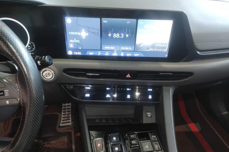 Used Hyundai Sonata 2020 380TGDi Automatic GLS Luxury Edition Audio And AC Panel