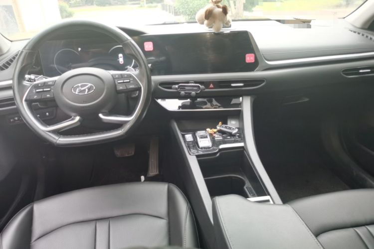 Used Hyundai Sonata 2020 270TGDi DCT GLS Elite Edition Center Console