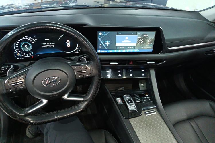 Used Hyundai Sonata 2020 270TGDi DCT GLS Elite Edition Center Console