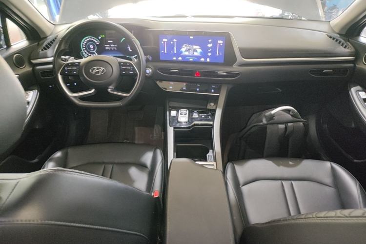 Used Hyundai Sonata 2020 270TGDi DCT GLS Elite Edition Center Console