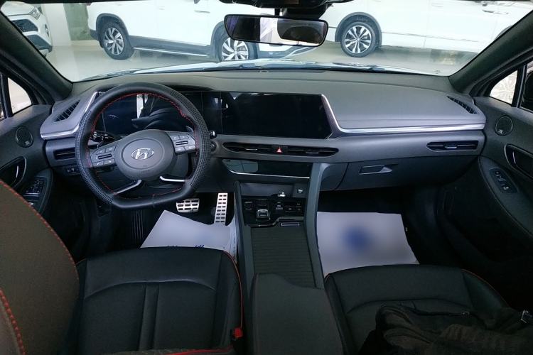 Used Hyundai Sonata 2020 380TGDi Automatic GLS Luxury Edition Center Console