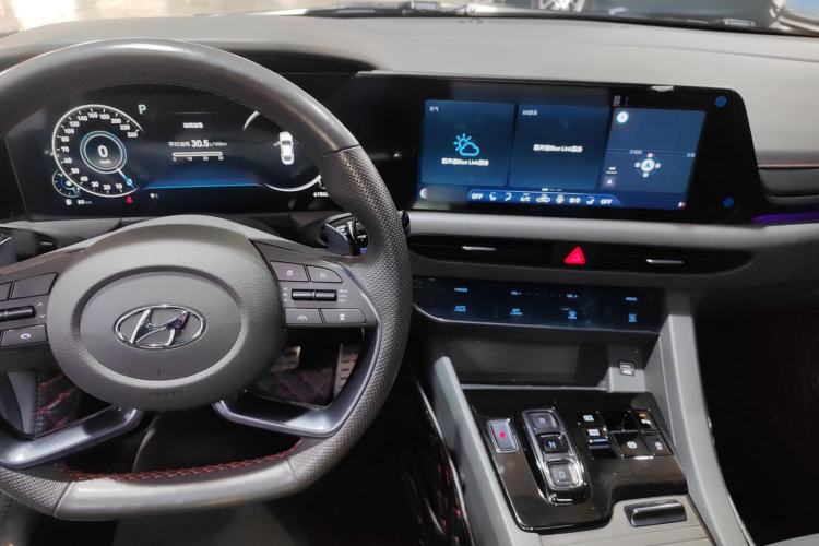 Used Hyundai Sonata 2020 380TGDi Automatic TOP Flagship Edition Center Console