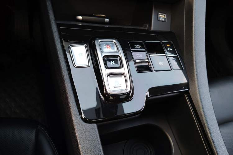 Used Hyundai Sonata 2020 270TGDi DCT GLS Elite Edition Gear Lever