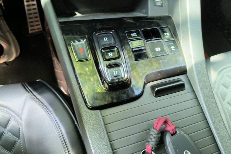 Used Hyundai Sonata 2020 380TGDi Automatic GLS Luxury Edition Gear Lever