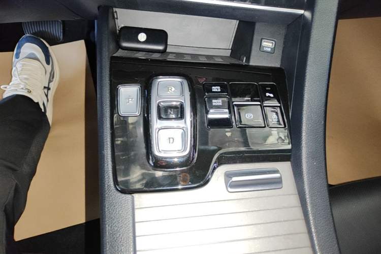 Used Hyundai Sonata 2020 270TGDi DCT GLS Elite Edition Gear Lever