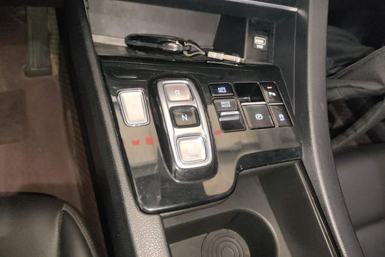 Used Hyundai Sonata 2020 270TGDi DCT GLS Elite Edition Gear Lever