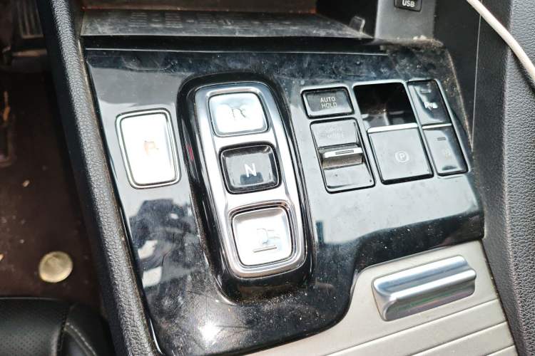 Used Hyundai Sonata 2020 270TGDi DCT GLS Elite Edition Gear Lever