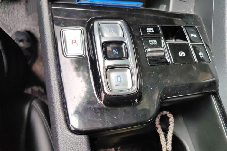 Used Hyundai Sonata 2020 270TGDi DCT GLS Elite Edition Gear Lever