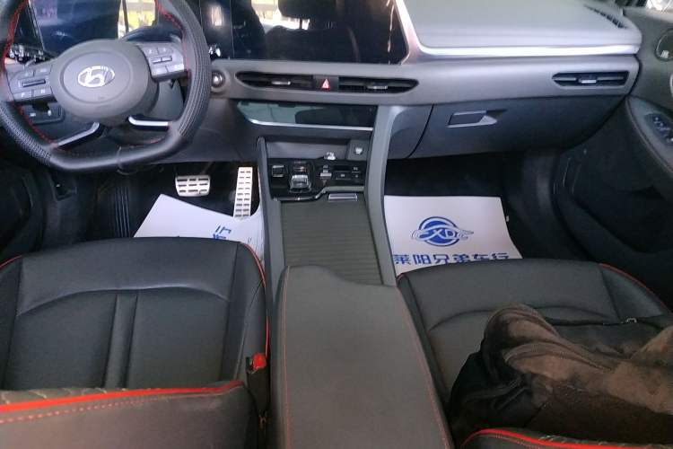 Used Hyundai Sonata 2020 380TGDi Automatic GLS Luxury Edition Gear Lever