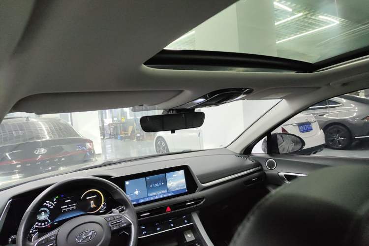 Used Hyundai Sonata 2020 270TGDi DCT GLS Elite Edition Headliner