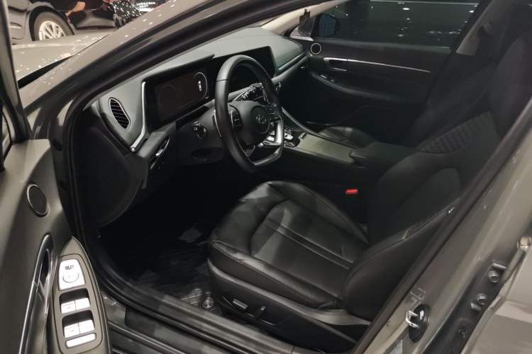 Used Hyundai Sonata 2020 270TGDi DCT GLS Elite Edition Interior 1