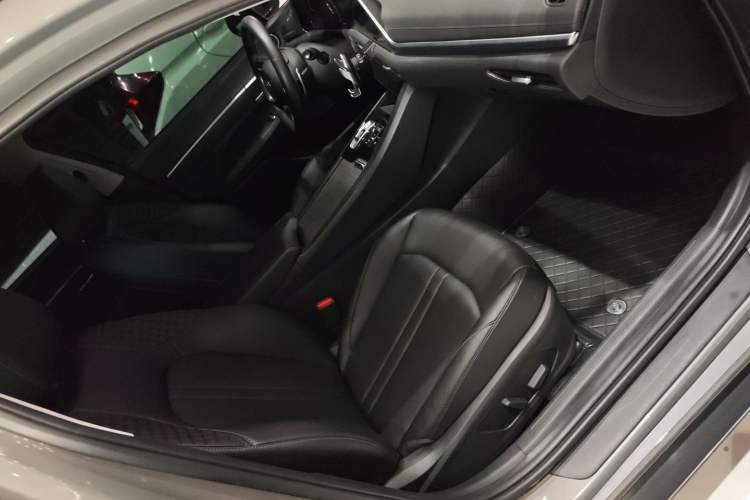 Used Hyundai Sonata 2020 270TGDi DCT GLS Elite Edition Interior 8