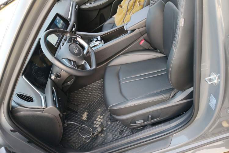 Used Hyundai Sonata 2020 270TGDi DCT GLS Elite Edition Left Front Seat