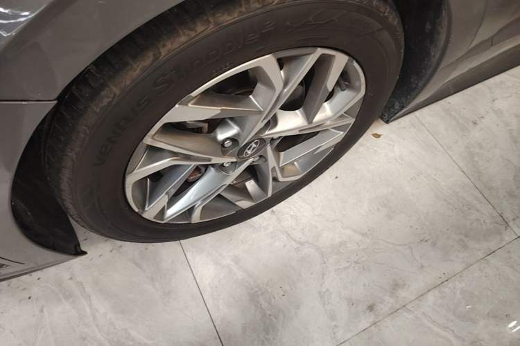 Used Hyundai Sonata 2020 270TGDi DCT GLS Elite Edition Left Front Wheel Hub