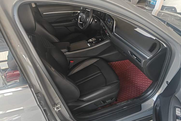 Used Hyundai Sonata 2020 270TGDi DCT GLS Elite Edition Right Front Seat