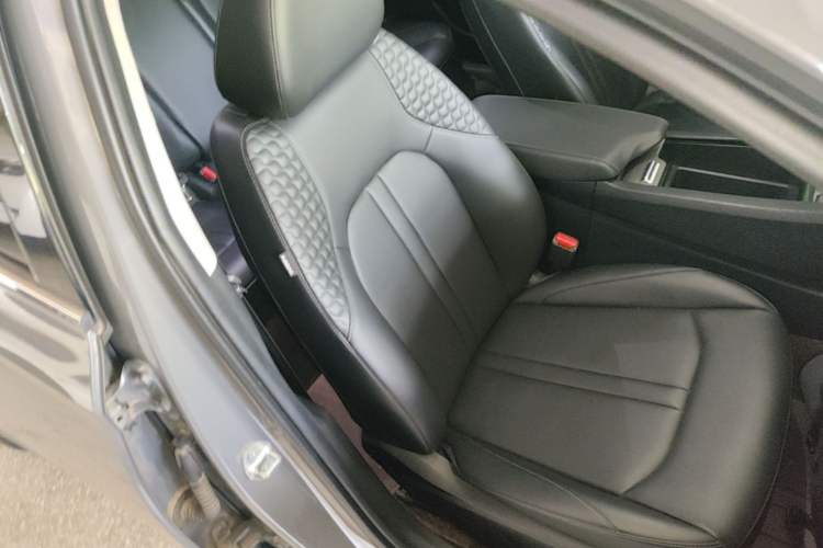 Used Hyundai Sonata 2020 270TGDi DCT GLS Elite Edition Right Front Seat