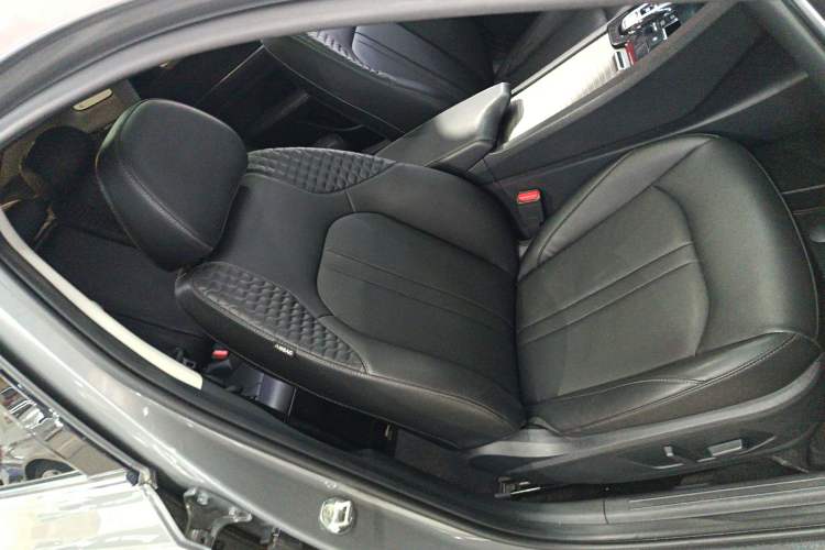 Used Hyundai Sonata 2020 270TGDi DCT GLS Elite Edition Right Front Seat