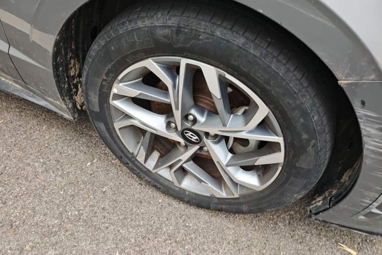 Used Hyundai Sonata 2020 270TGDi DCT GLS Elite Edition Right Front Wheel Hub