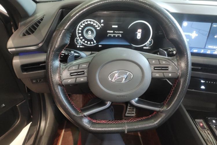 Used Hyundai Sonata 2020 380TGDi Automatic GLS Luxury Edition Steering Wheel