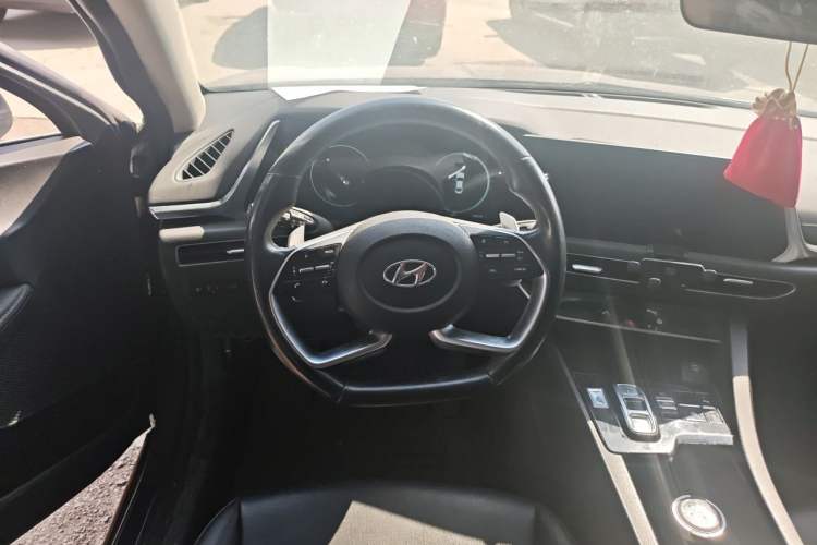Used Hyundai Sonata 2020 270TGDi DCT GLS Elite Edition Steering Wheel