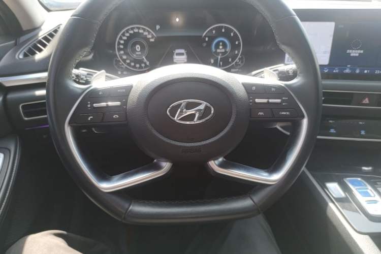 Used Hyundai Sonata 2020 270TGDi DCT GLS Elite Edition Steering Wheel