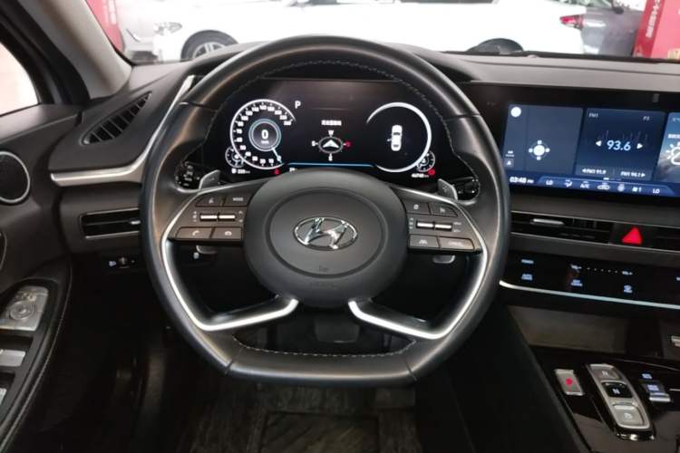Used Hyundai Sonata 2020 270TGDi DCT GLS Elite Edition Steering Wheel