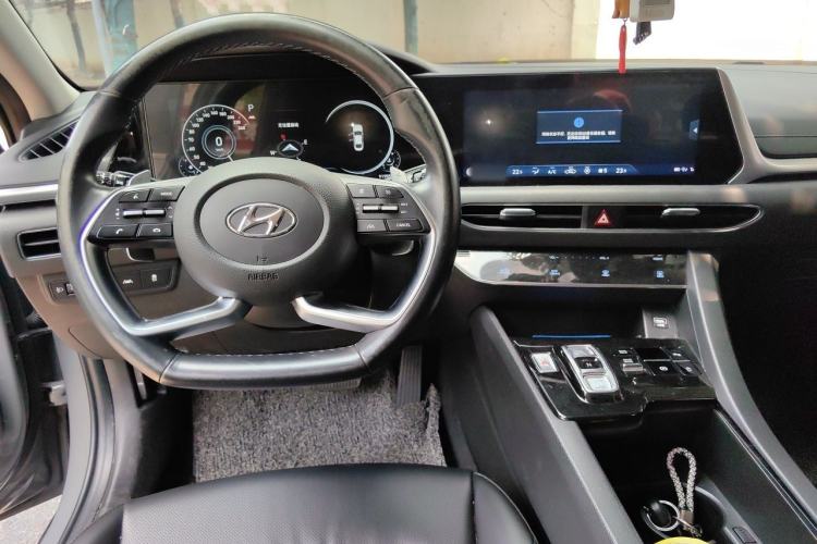 Used Hyundai Sonata 2020 270TGDi DCT GLS Elite Edition Steering Wheel