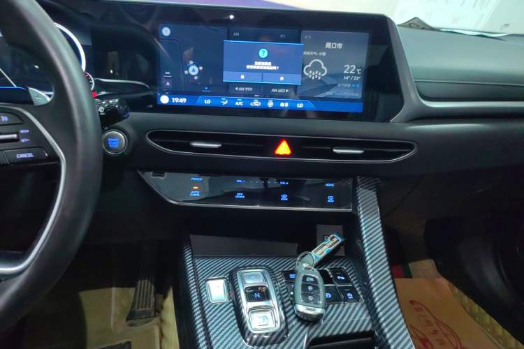 Used Hyundai Sonata 2020 270TGDi DCT GLS Elite Edition Audio And AC Panel