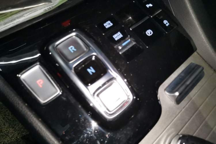 Used Hyundai Sonata 2020 270TGDi DCT GLS Elite Edition Gear Lever