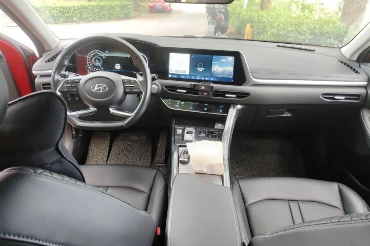 Used Hyundai Sonata 2020 270TGDi DCT GLS Elite Edition Center Console