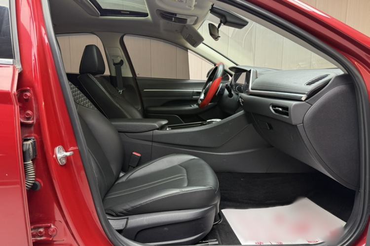 Used Hyundai Sonata 2020 270TGDi DCT GL Advanced Edition Interior 11