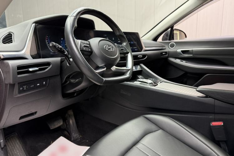 Used Hyundai Sonata 2020 270TGDi DCT GL Advanced Edition Interior 6