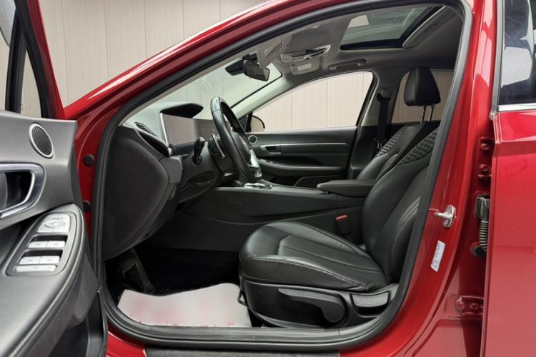Used Hyundai Sonata 2020 270TGDi DCT GL Advanced Edition Interior 8