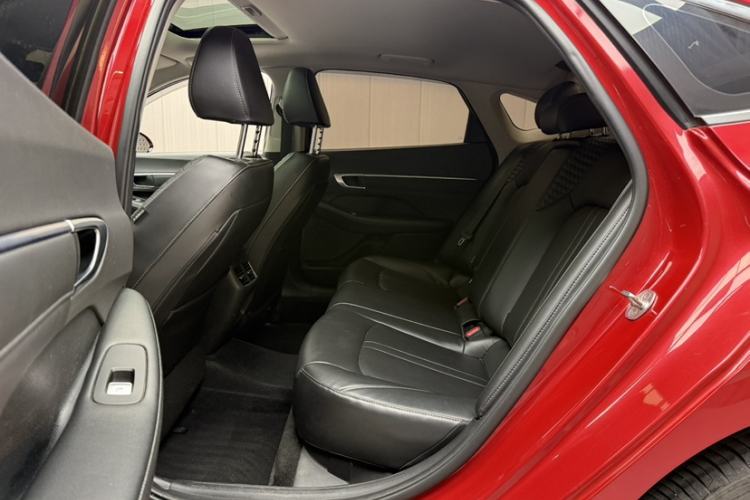 Used Hyundai Sonata 2020 270TGDi DCT GL Advanced Edition Interior 9