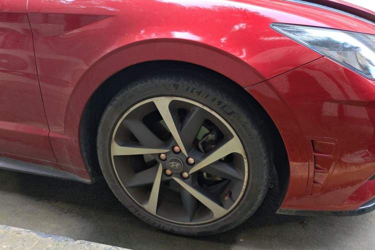 Used Hyundai Sonata 2020 380TGDi Automatic TOP Flagship Edition Right Front Wheel Hub
