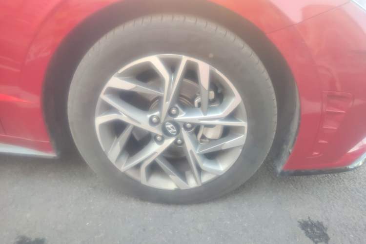 Used Hyundai Sonata 2020 270TGDi DCT GLS Elite Edition Right Front Wheel Hub
