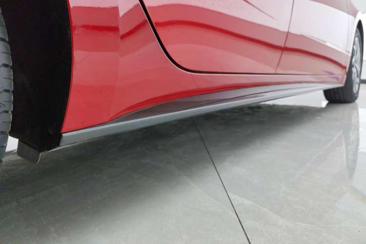 Used Hyundai Sonata 2020 270TGDi DCT GLS Elite Edition Right Side Sill