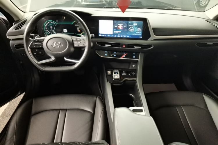 Used Hyundai Sonata 2020 270TGDi DCT GLS Elite Edition Center Console