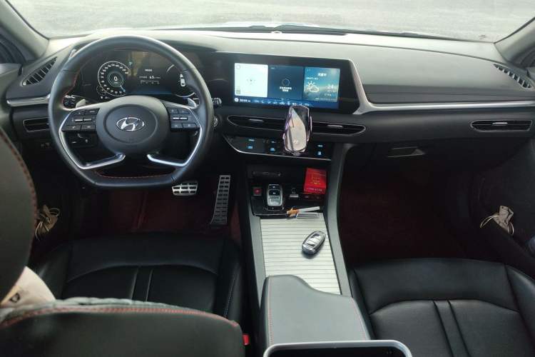 Used Hyundai Sonata 2020 270TGDi DCT GLS Elite Edition Center Console