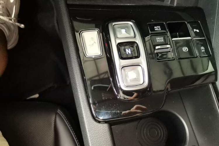 Used Hyundai Sonata 2020 270TGDi DCT GLS Elite Edition Gear Lever