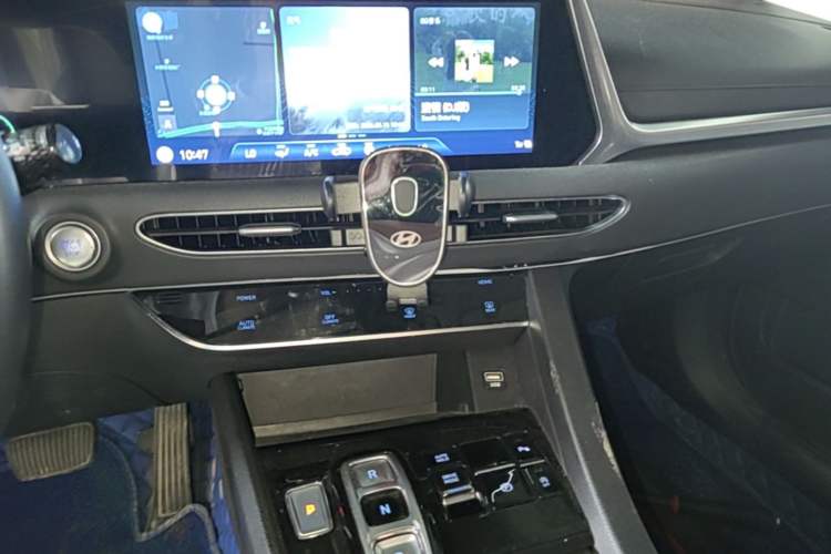 Used Hyundai Sonata 2020 270TGDi DCT GLS Elite Edition Audio And AC Panel