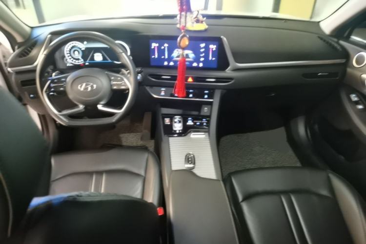 Used Hyundai Sonata 2020 270TGDi DCT GLS Elite Edition Center Console