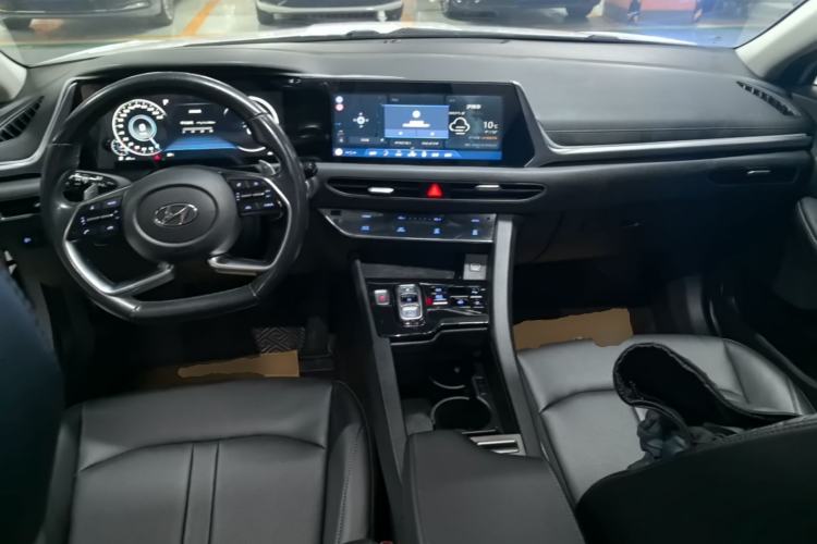 Used Hyundai Sonata 2020 270TGDi DCT GLS Elite Edition Center Console