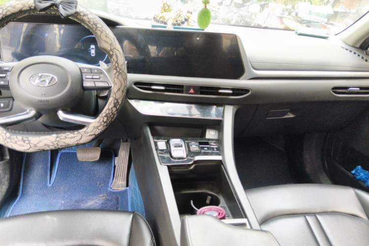 Used Hyundai Sonata 2020 270TGDi DCT GLS Elite Edition Center Console
