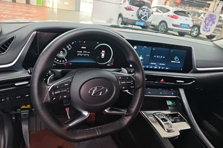 Used Hyundai Sonata 2020 270TGDi DCT GLS Elite Edition Center Console