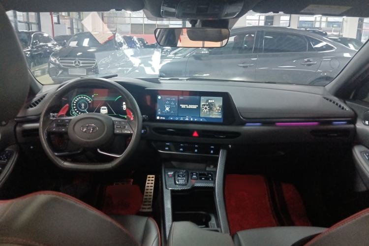 Used Hyundai Sonata 2020 380TGDi Automatic GLS Luxury Edition Center Console