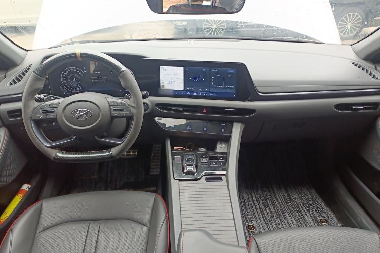 Used Hyundai Sonata 2020 380TGDi Automatic GLS Luxury Edition Center Console
