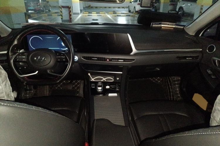 Used Hyundai Sonata 2020 270TGDi DCT GLS Elite Edition Center Console